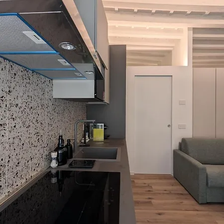 Sweet Lägenhet Bergamo